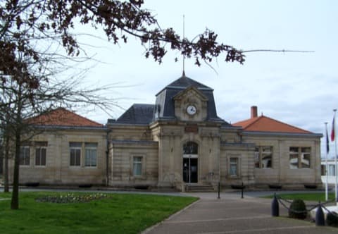 Couvreur Ambarès-et-Lagrave