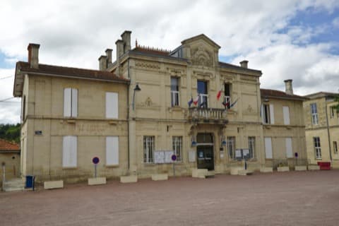 Couvreur Branne