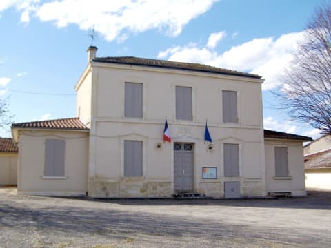 Couvreur Escoussans
