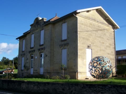 Couvreur Naujan-et-Postiac