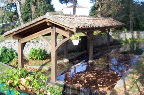 Couvreur Uzeste